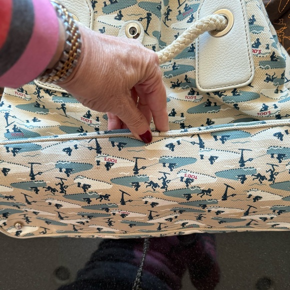 Tod's Michael Roberts Canvas and leather tote w/dustbag - Picture 4 of 9